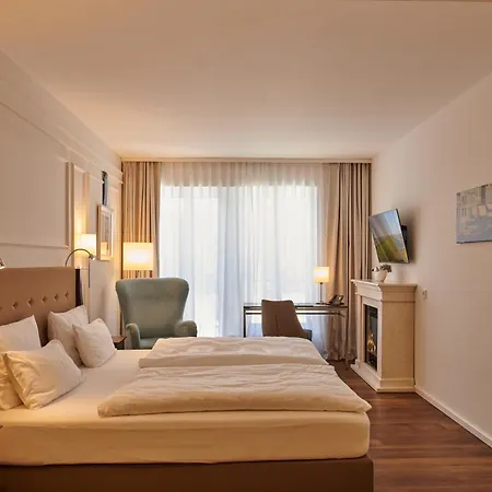 Am Delft 4*