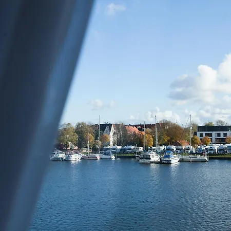 Am Delft Hotel 4*